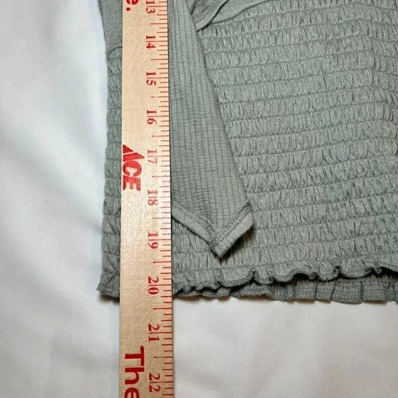 Abercrombie & Fitch Size Small Knit Ruched Tie Top Green Short Sleeve Blouse - Picture 9 of 13